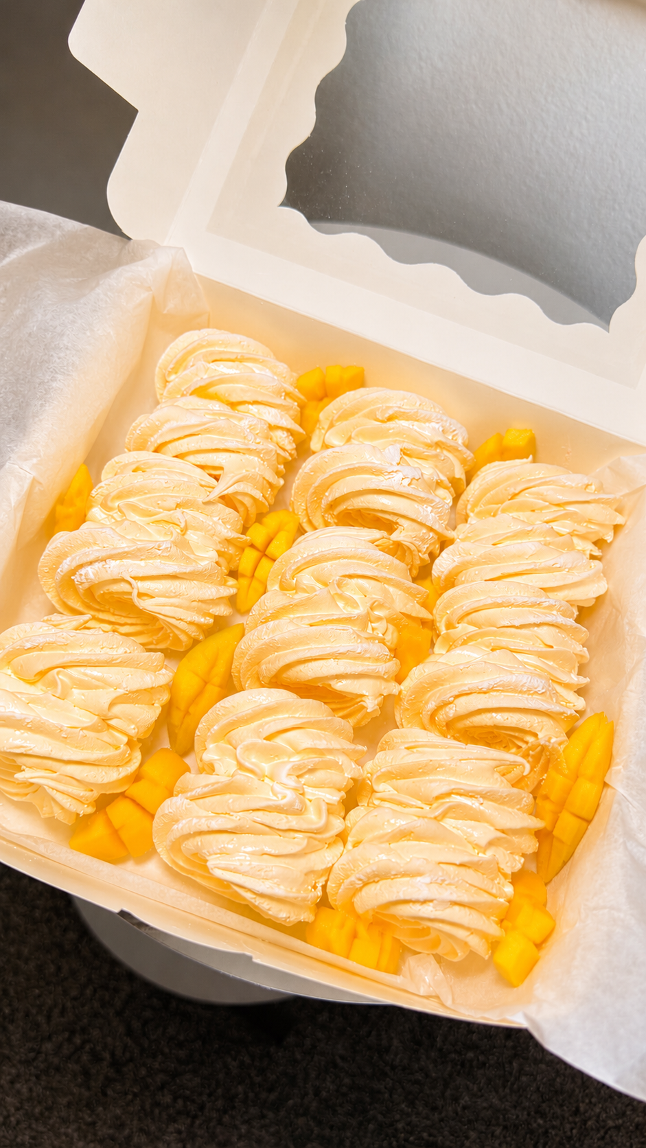 Mango Marshmallow Scroll Gift Box