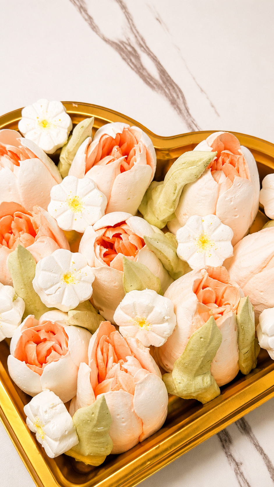 Flower Marshmallow Heart-shaped Gift Box Orange