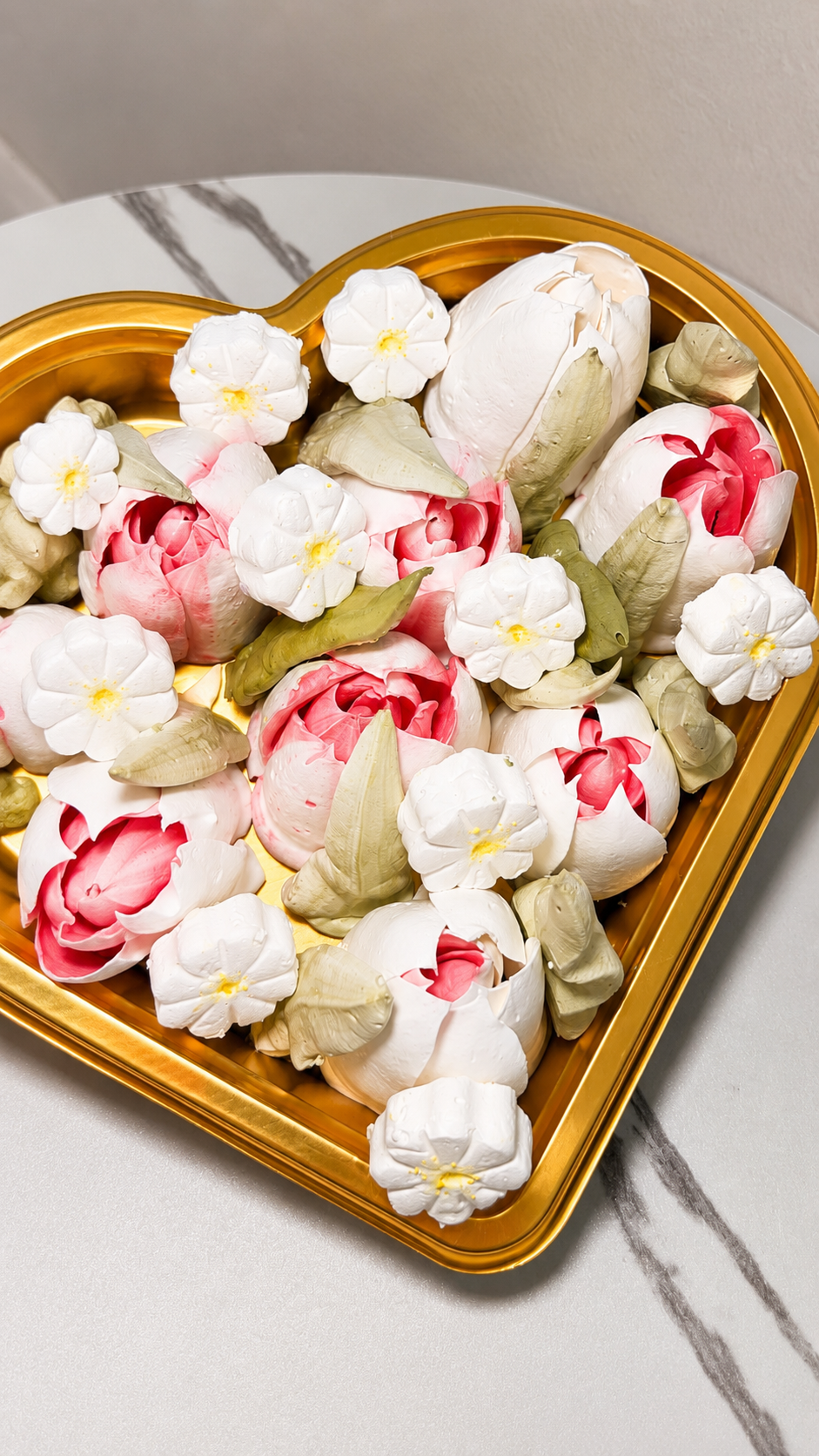 Flower Marshmallow Heart-shaped Gift Box Pink