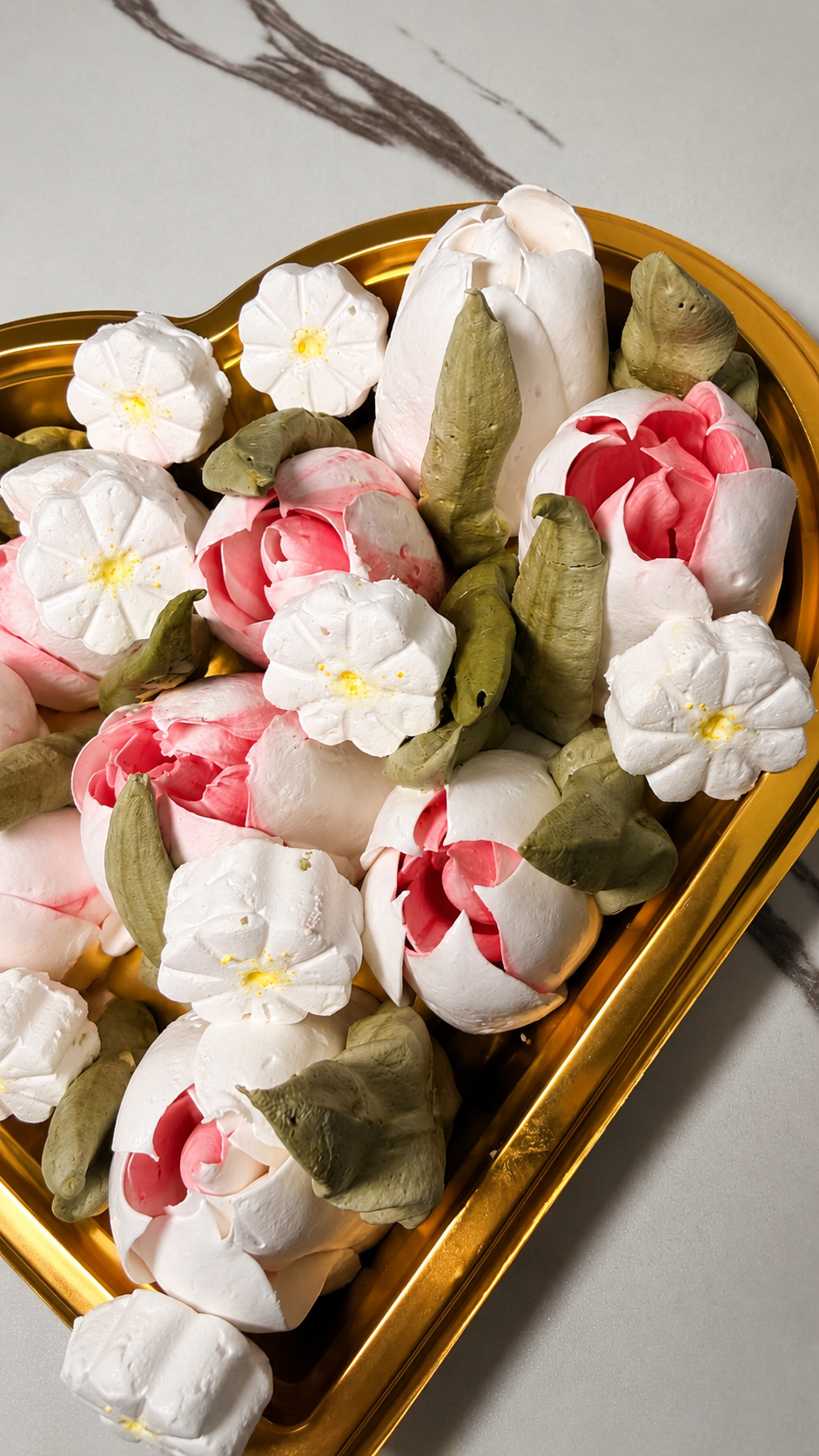 Flower Marshmallow Heart-shaped Gift Box Pink