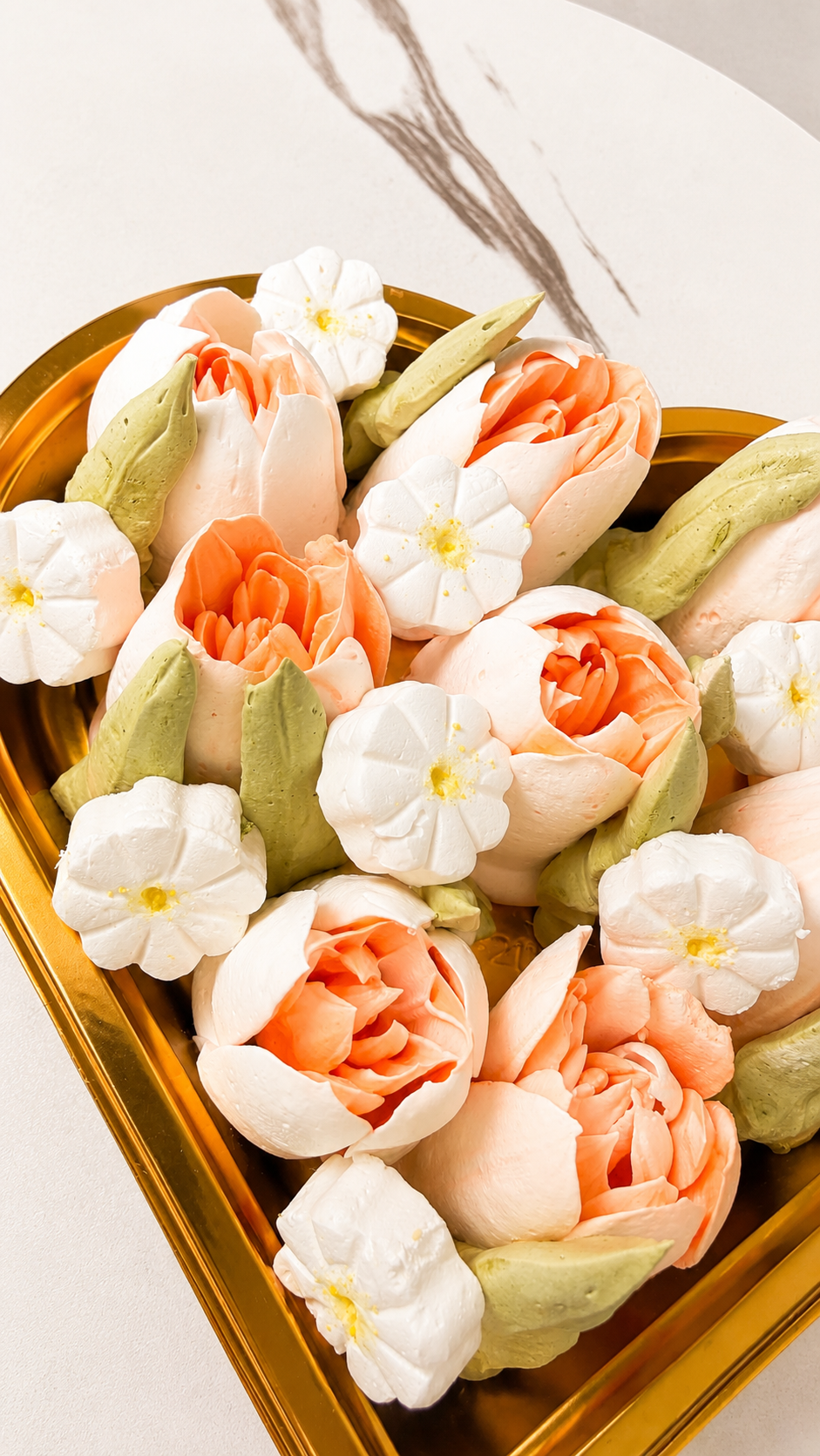 Flower Marshmallow Heart-shaped Gift Box Orange